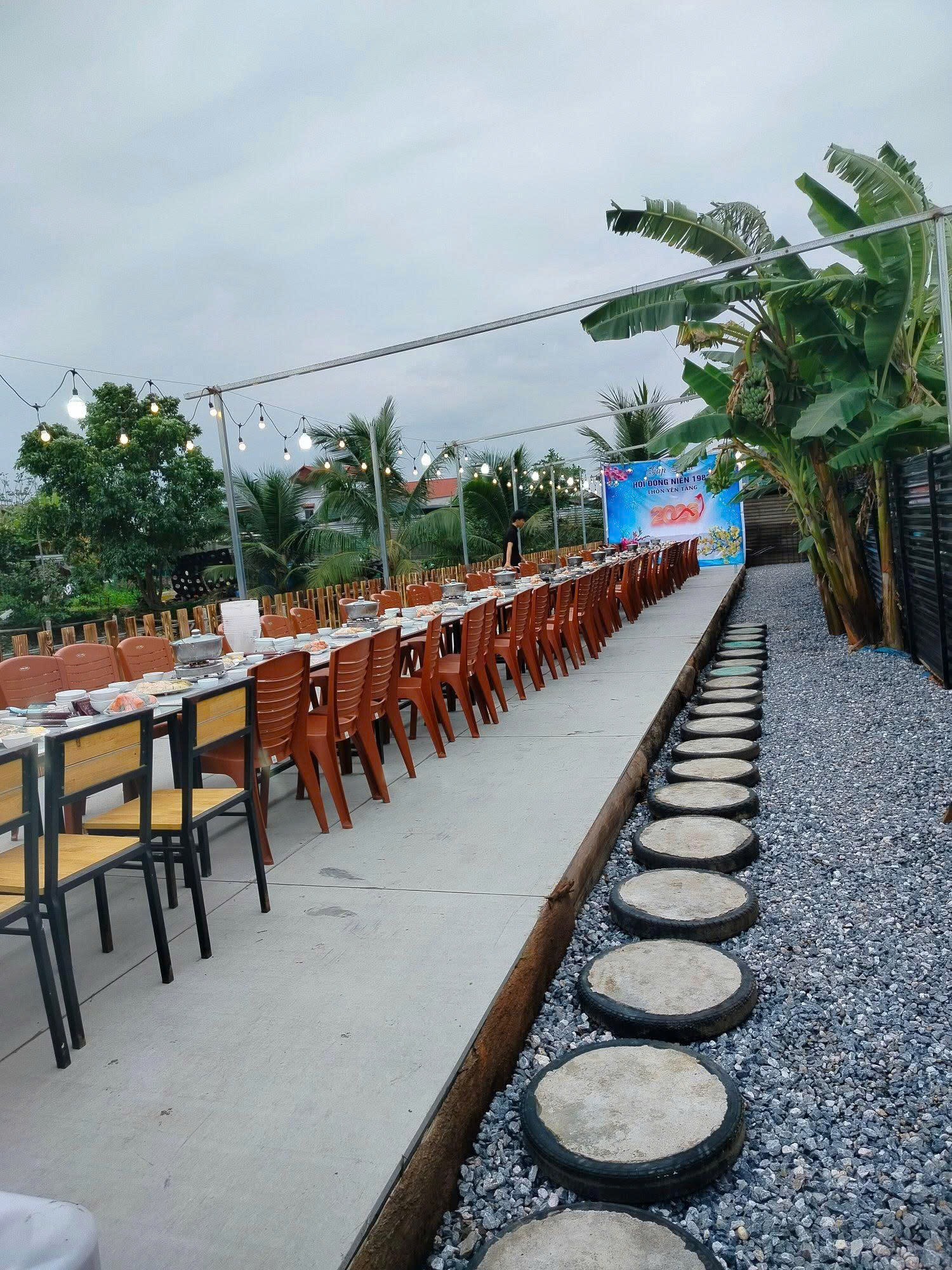 View ngoài trời Tân Trường Quán
